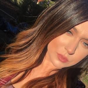 Meet your Posher, Karissa